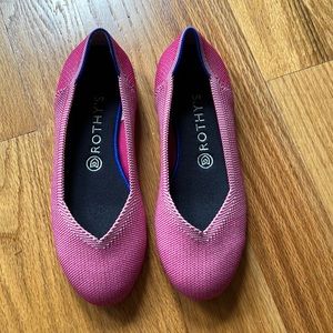 8.5 Rothy’s